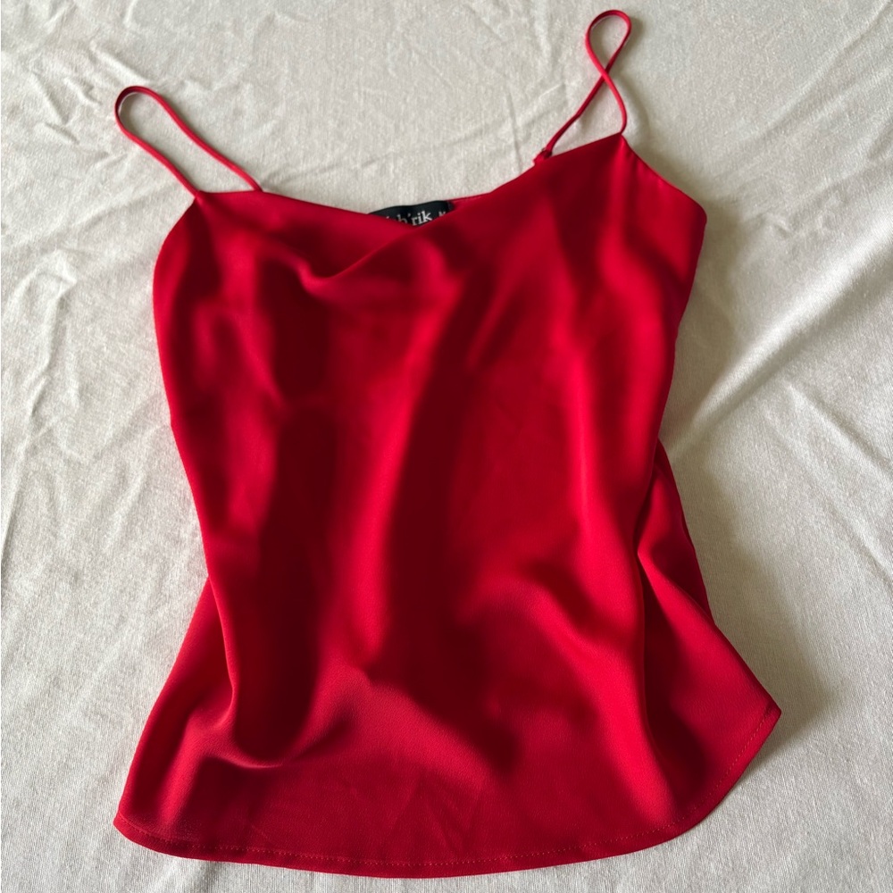 Fab’rik Red Top Size Medium
Great condition